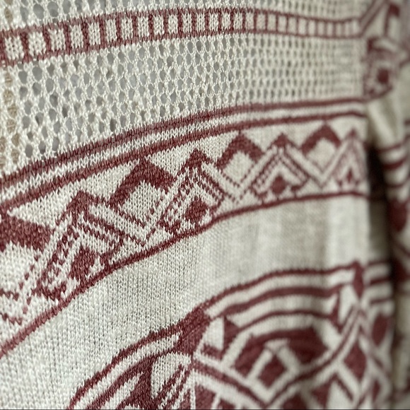 Sweater - Picture 4 of 4